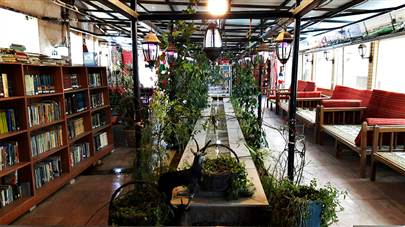 رستوران بام هتل سنتی ابن سینا اصفهان رستوران بام هتل سنتی ابن سینا اصفهان